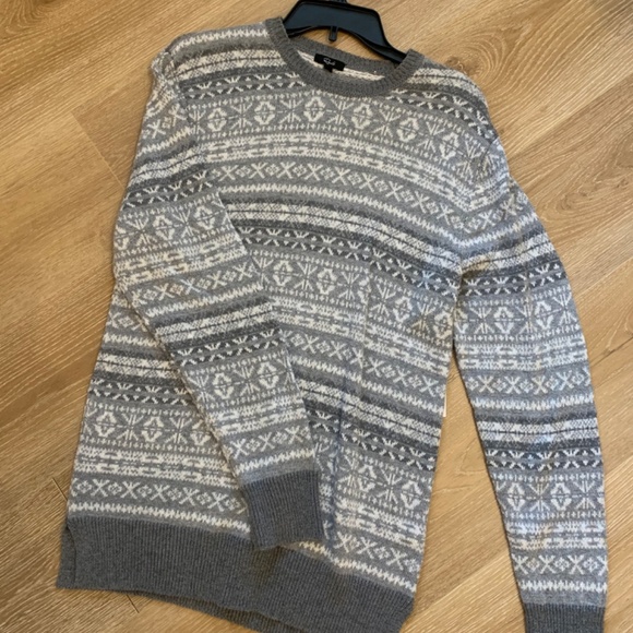 New Sweater Rails for Men - Picture 3 of 5